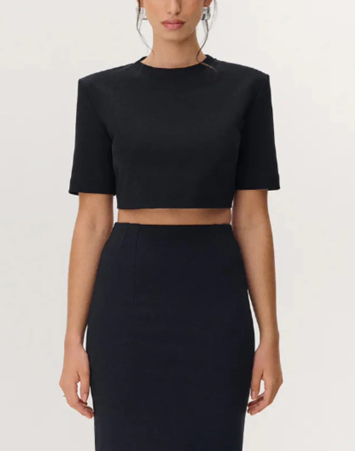 Capri Cropped Top Black - Image 3