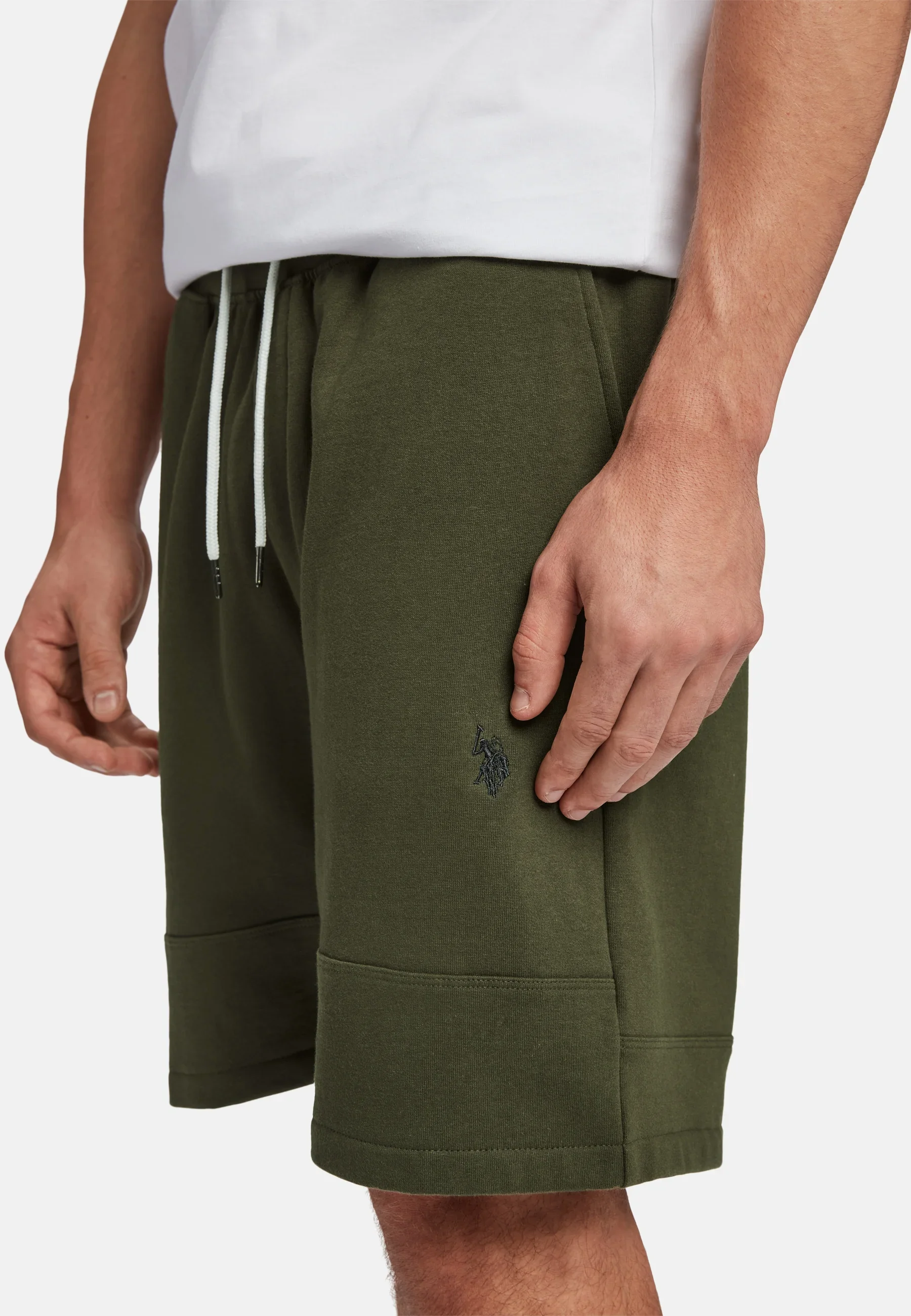 Carsten Sweatshorts - Image 4