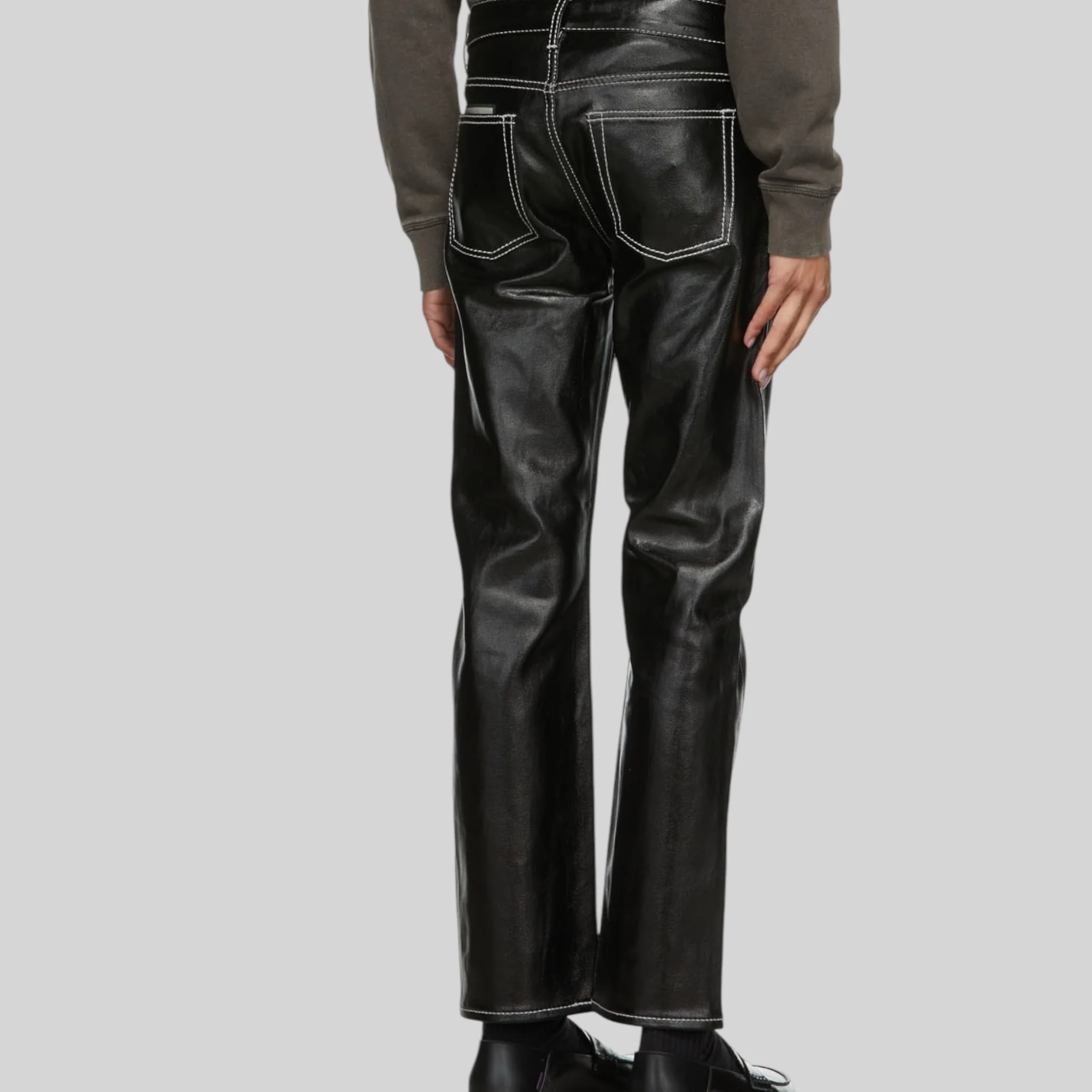 Cypress Tar Black - Image 2