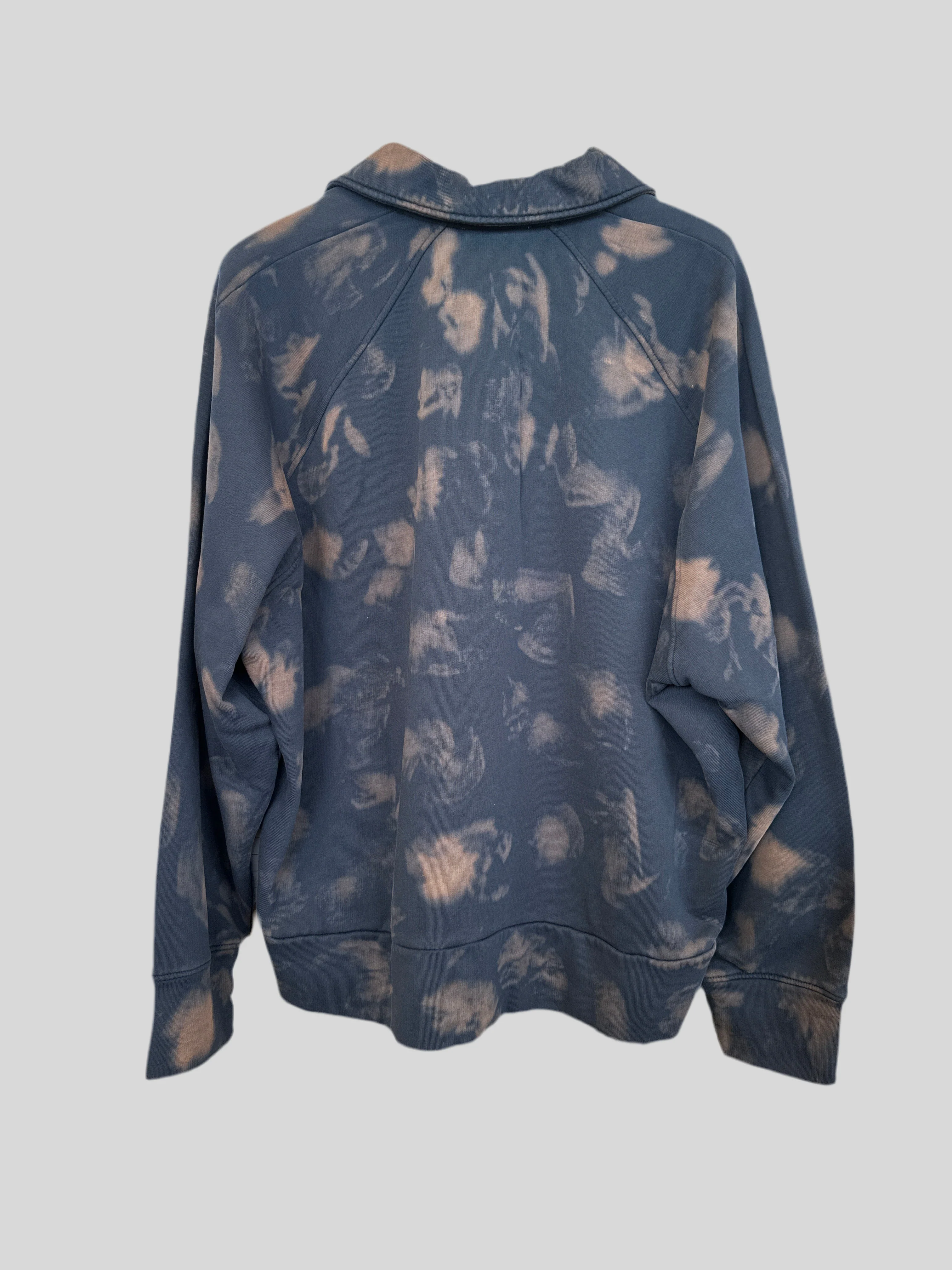 Oversized sweatshirt brush strokes - Image 2